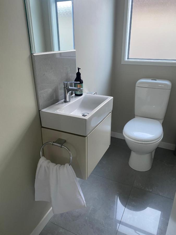 Appartamento Saint Aubyn Retreat New Plymouth Esterno foto